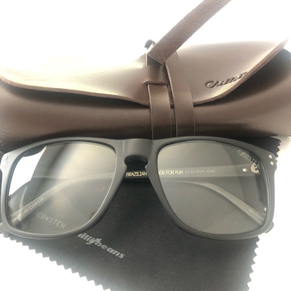 Eyewear main image 5